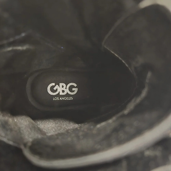 G by Guess Quilted Black Combat Boots – Bold and Functional - Picture 13 of 13